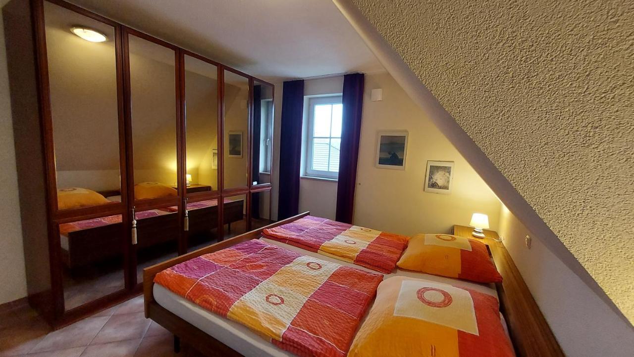 Ferienwohnung Im Uhlenhuus วีคเอาฟ์รือเกน ภายนอก รูปภาพ